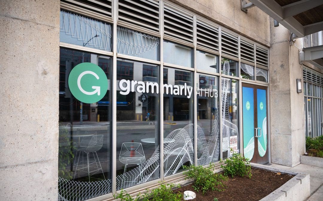 Grammarly Is Offering ‘Expert’ AI Reviews From Your Favorite Authors—Dead or Alive
