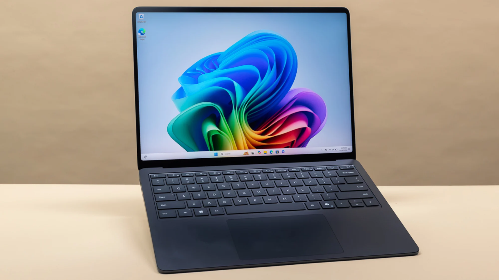the microsoft surface laptop 7